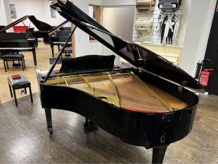 Yamaha C3 Piano a Queue Noir Brillant 1.85m Occasion