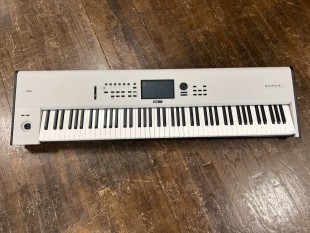 Korg Nautilus 88 AT Occasion