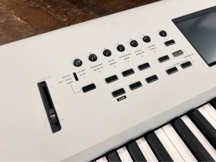 Korg Nautilus 88 AT Occasion