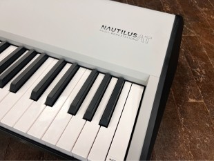 Korg Nautilus 88 AT Occasion