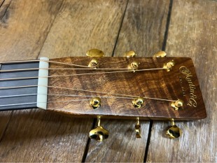 Martin Custom Shop Dreadnought Sitka VTS / Figured Broad Flame Koa CS-D-C24054021