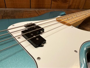 Fender Occasion Player Precision Bass Tidepool Blue