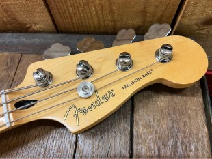 Fender Occasion Player Precision Bass Tidepool Blue