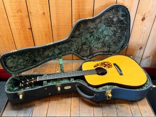 Collings Occasion CW Mh A Natural + Etui