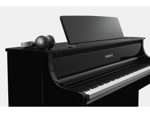 Yamaha Clavinova CLP-875PE Polished Ebony