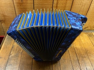 Maugein Accordeon Bleu Nacre 80 Basses 3 Rangs Occasion